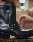 Rebel Jr. - Black Oil Tan - 7.5 EEE