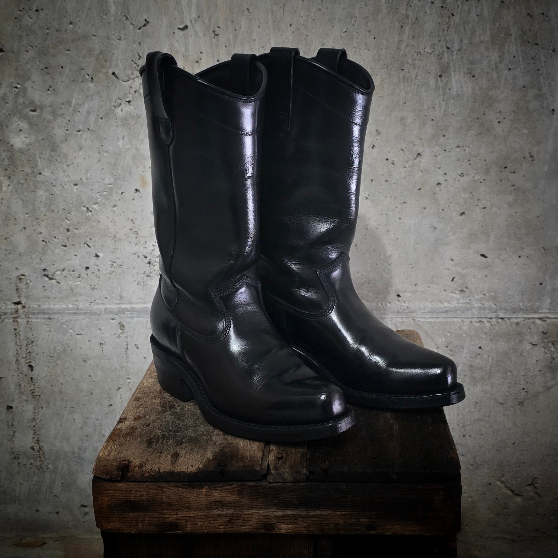 ReBoot - Heritage Black Beauty - 4.5 E