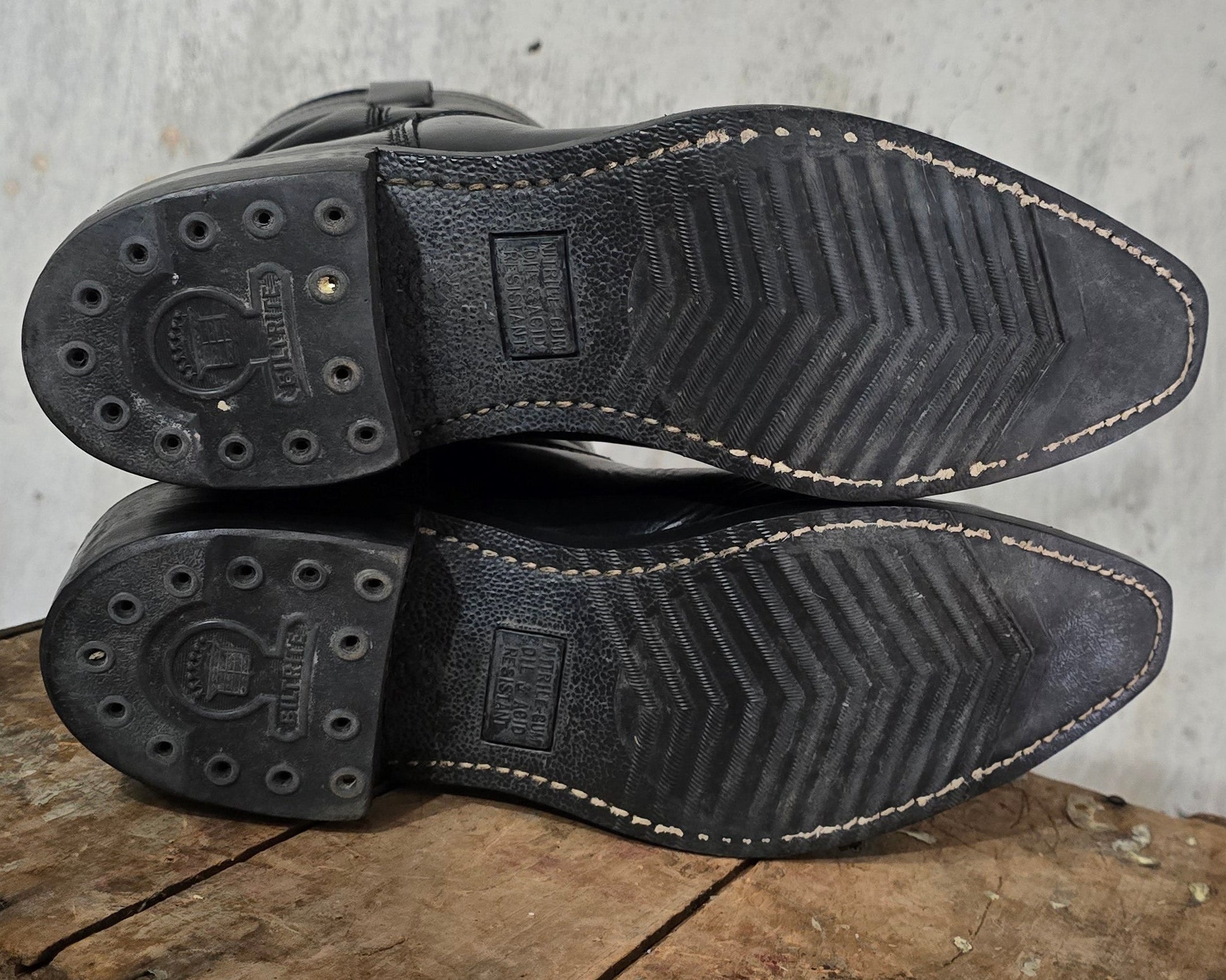 ReBoot - Heritage Black Beauty - 10 E