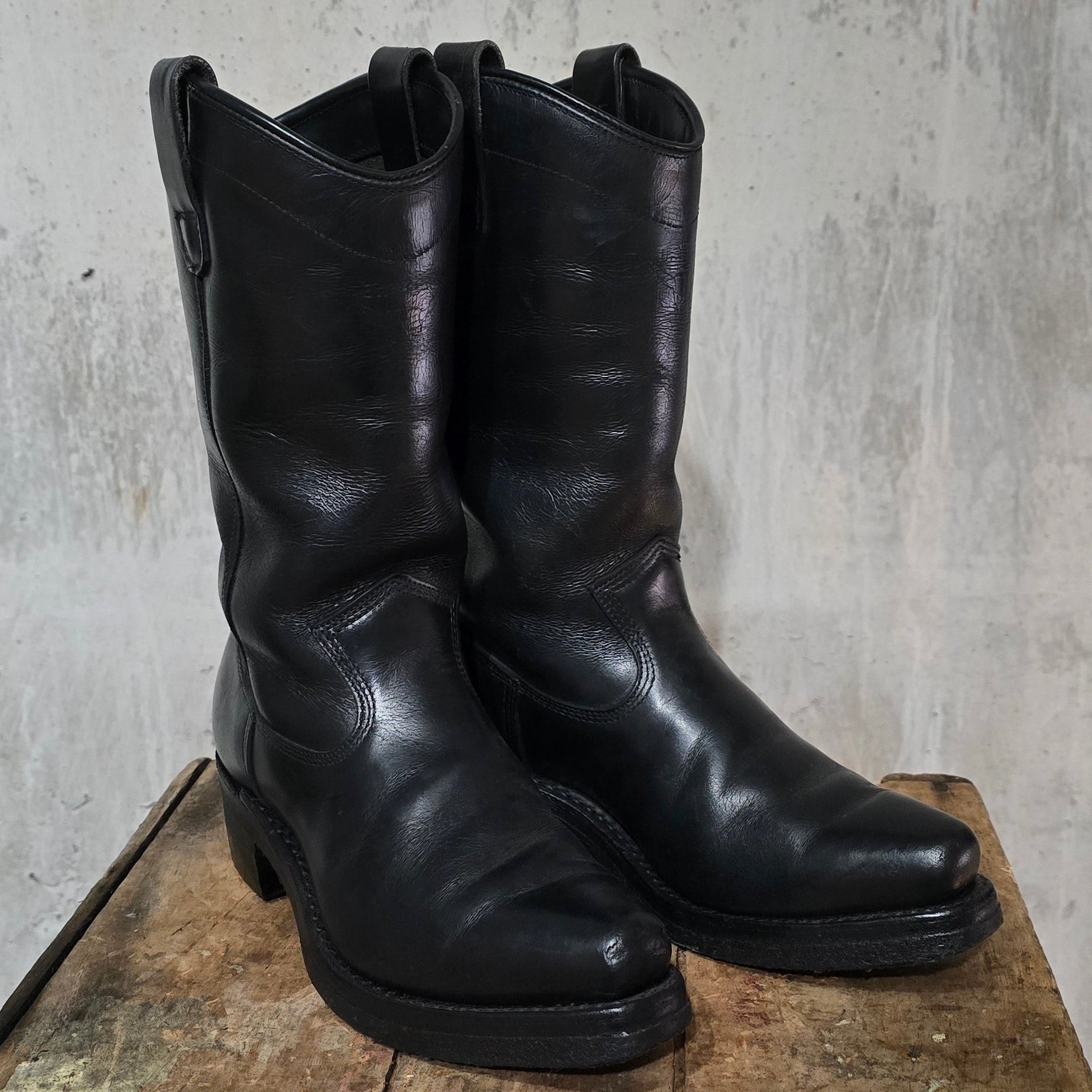 ReBoot - Heritage Black Beauty - 8 E