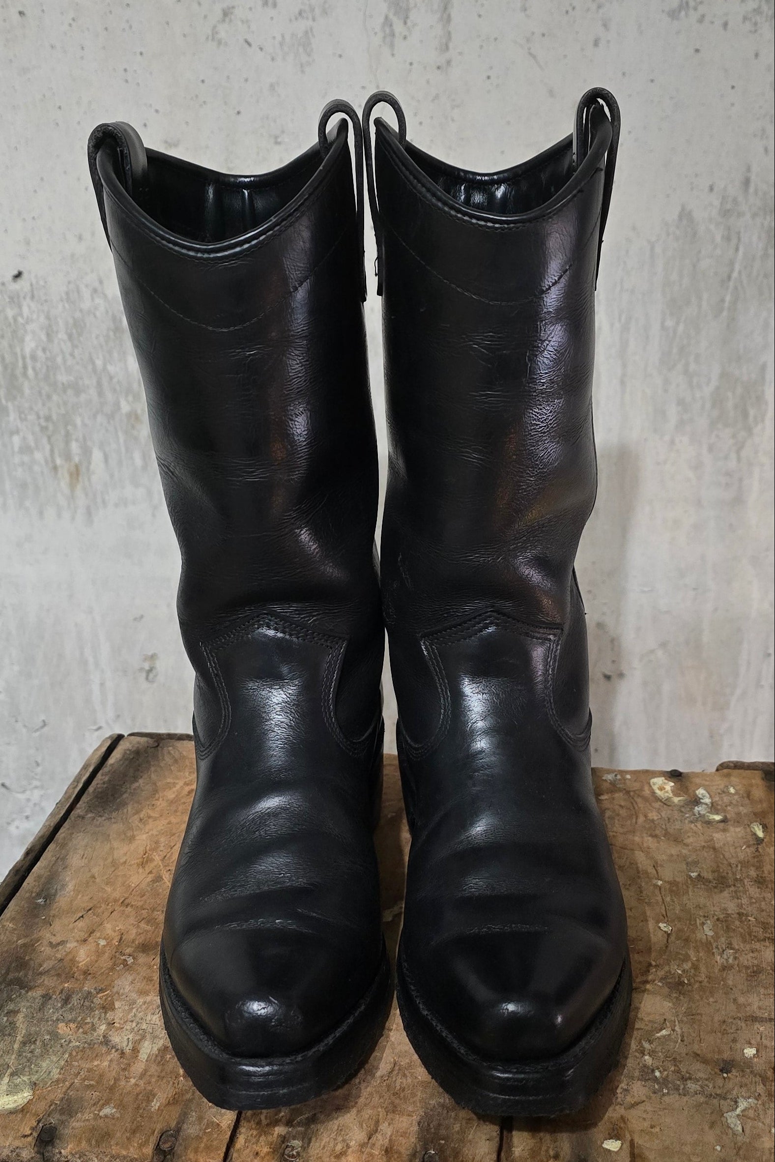ReBoot - Heritage Black Beauty - 8 E