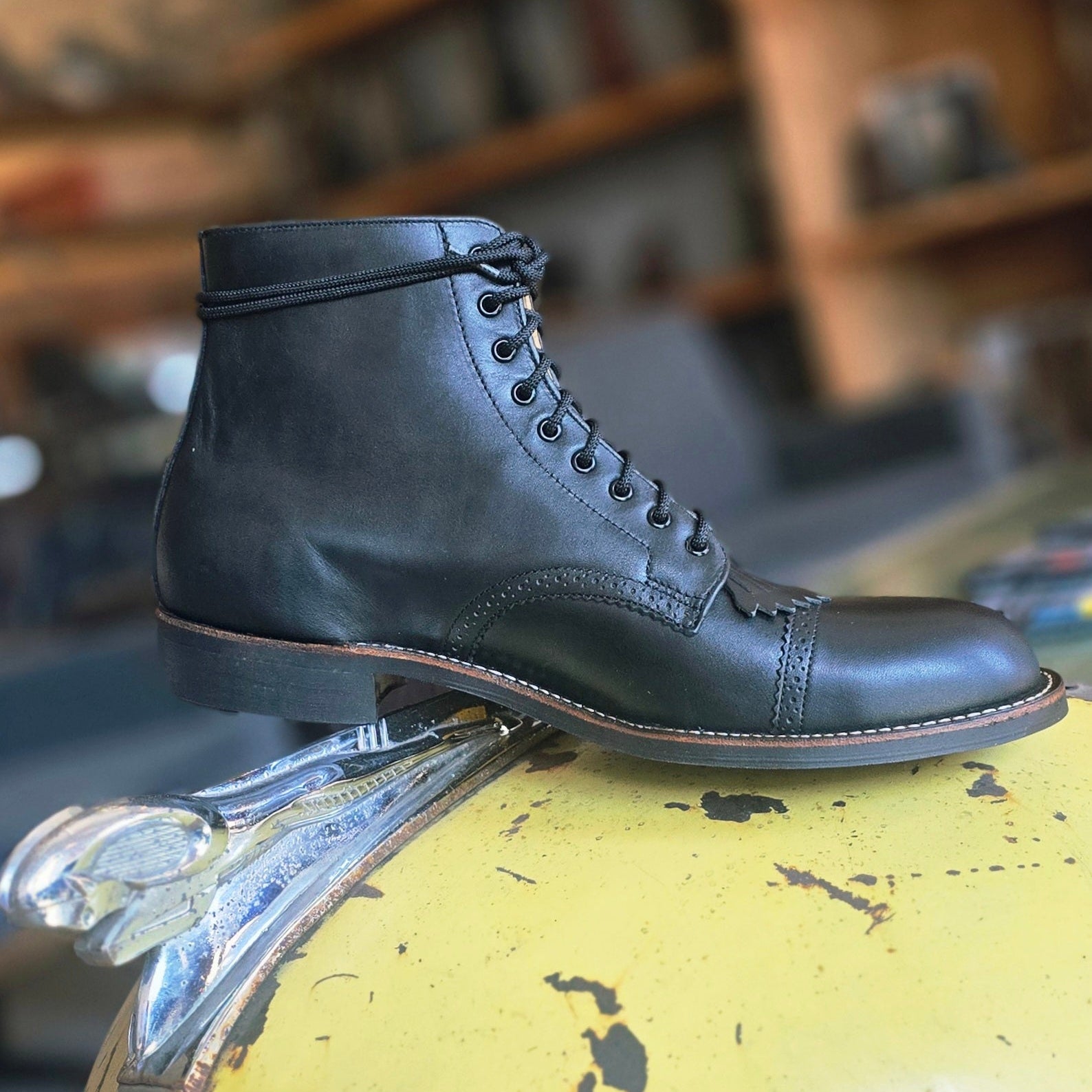 ReBoot - Parade Brogue Black Veg Tan  - 13 E