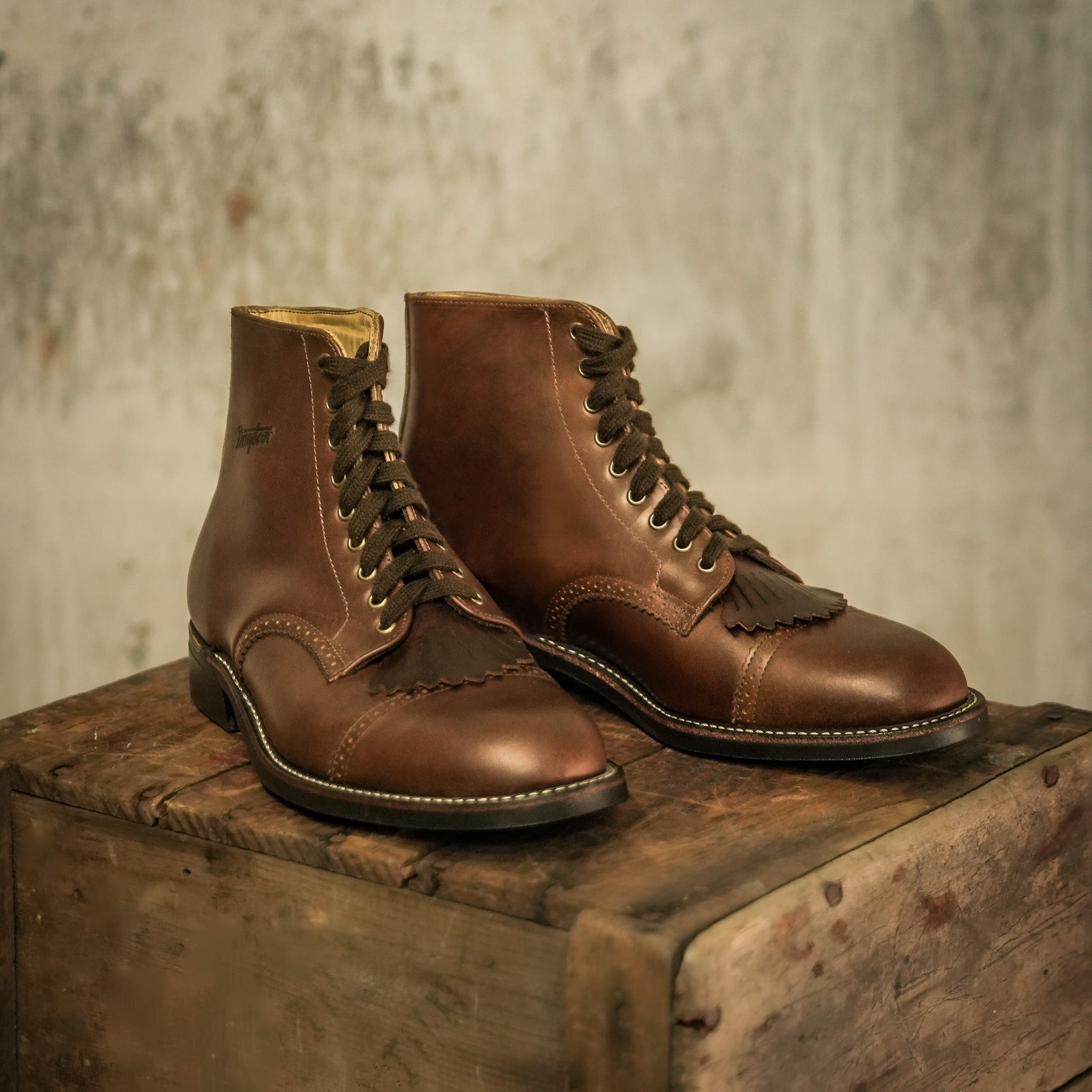 Parade Boot Brogue 8 EEE - Brown Chrome