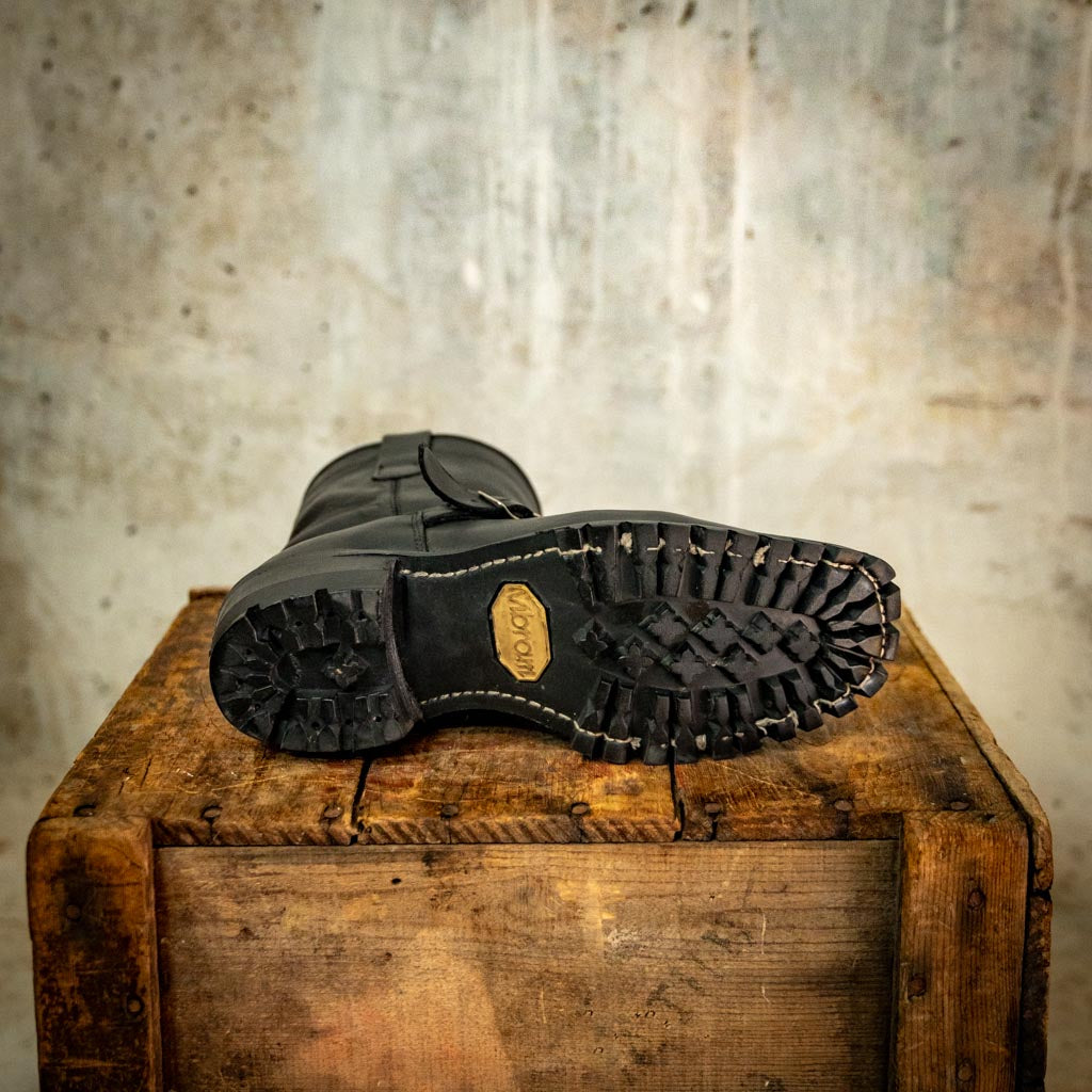 ReBoot - Rebel Buckle - Lug Sole - 7.5 E