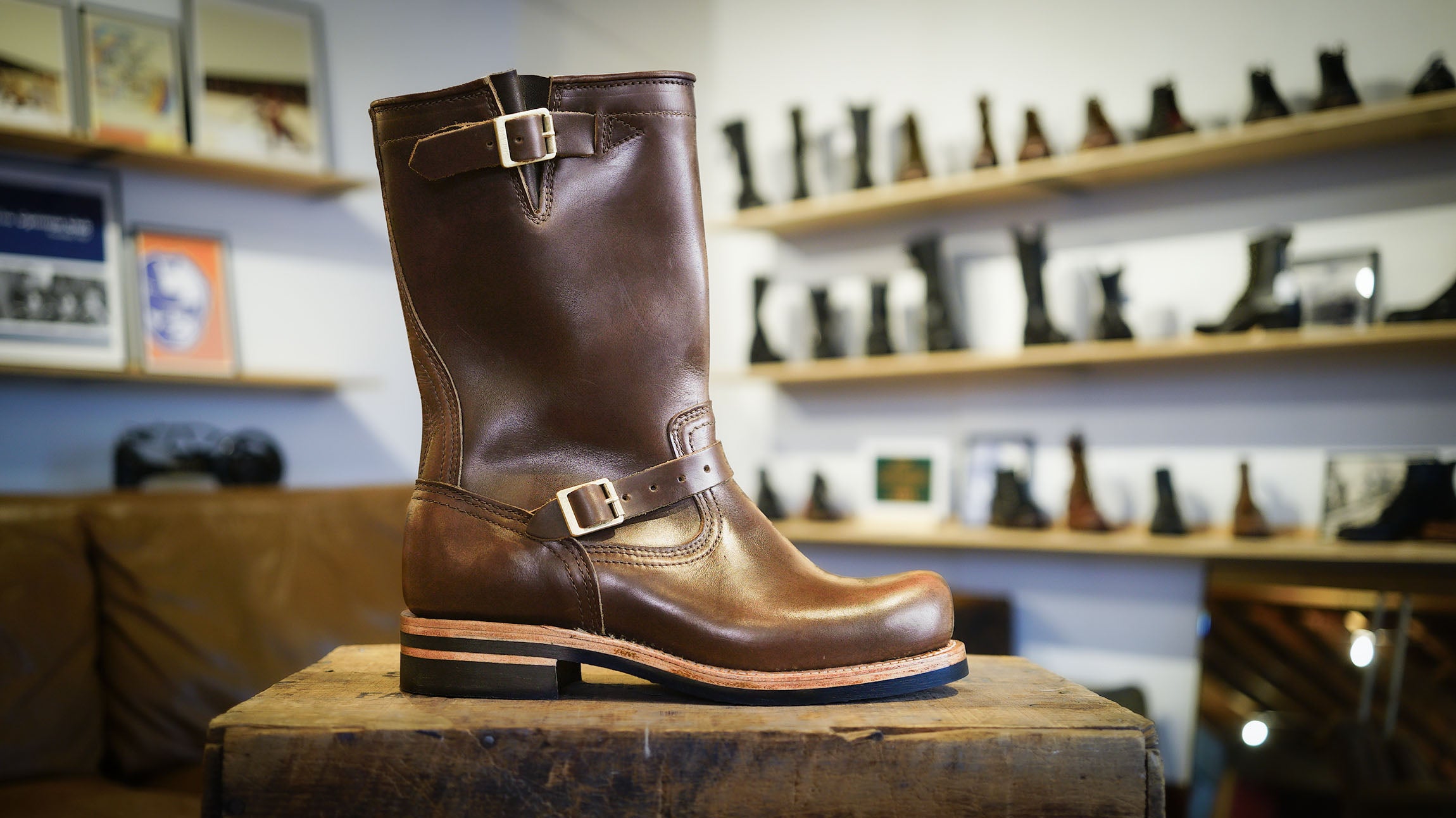 Engineer 9 EE Brown Oil Tan