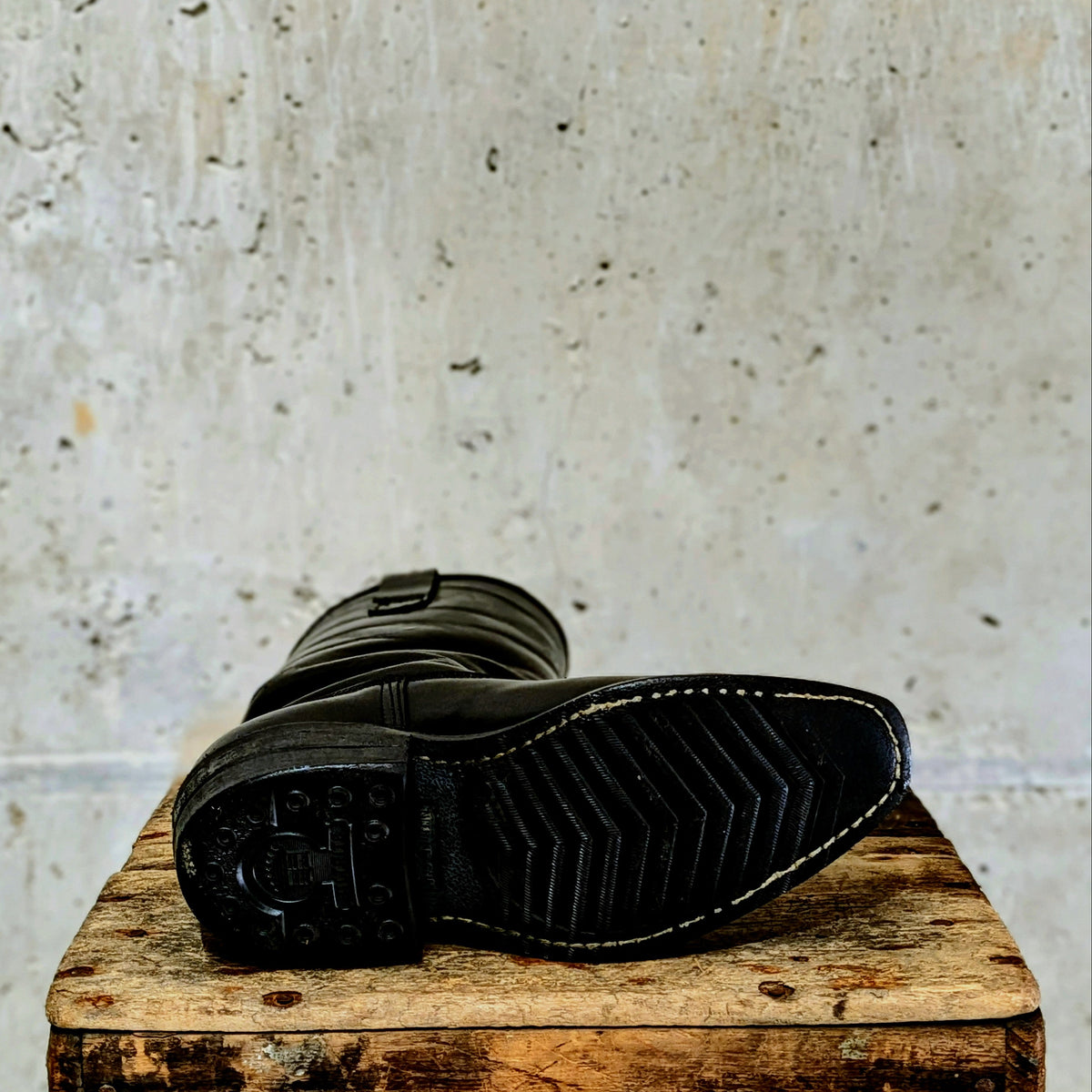 ReBoot - Heritage Black Beauty - 4.5 E
