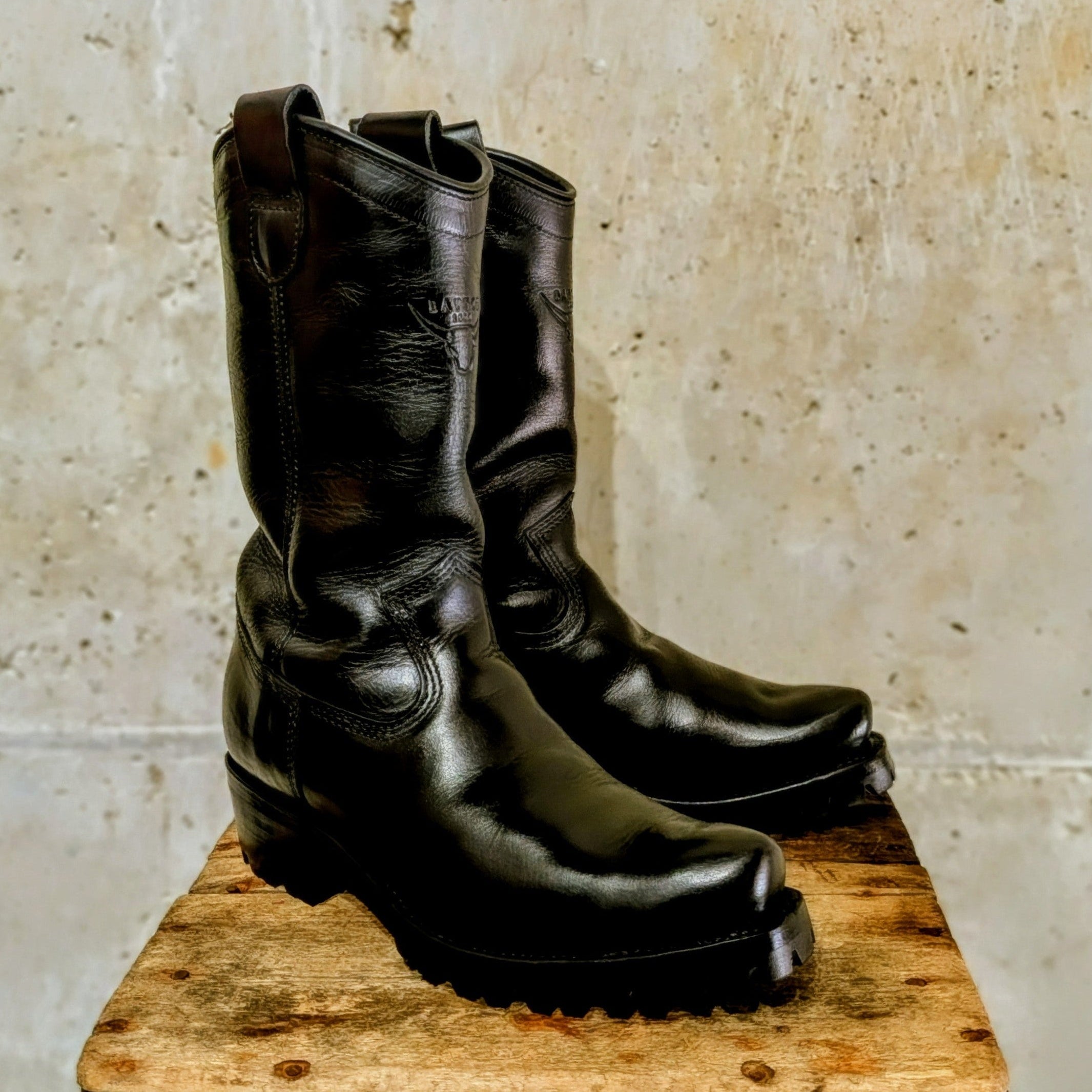 ReBoot - Heritage Black Beauty - Lug Sole - 8.5 EEE