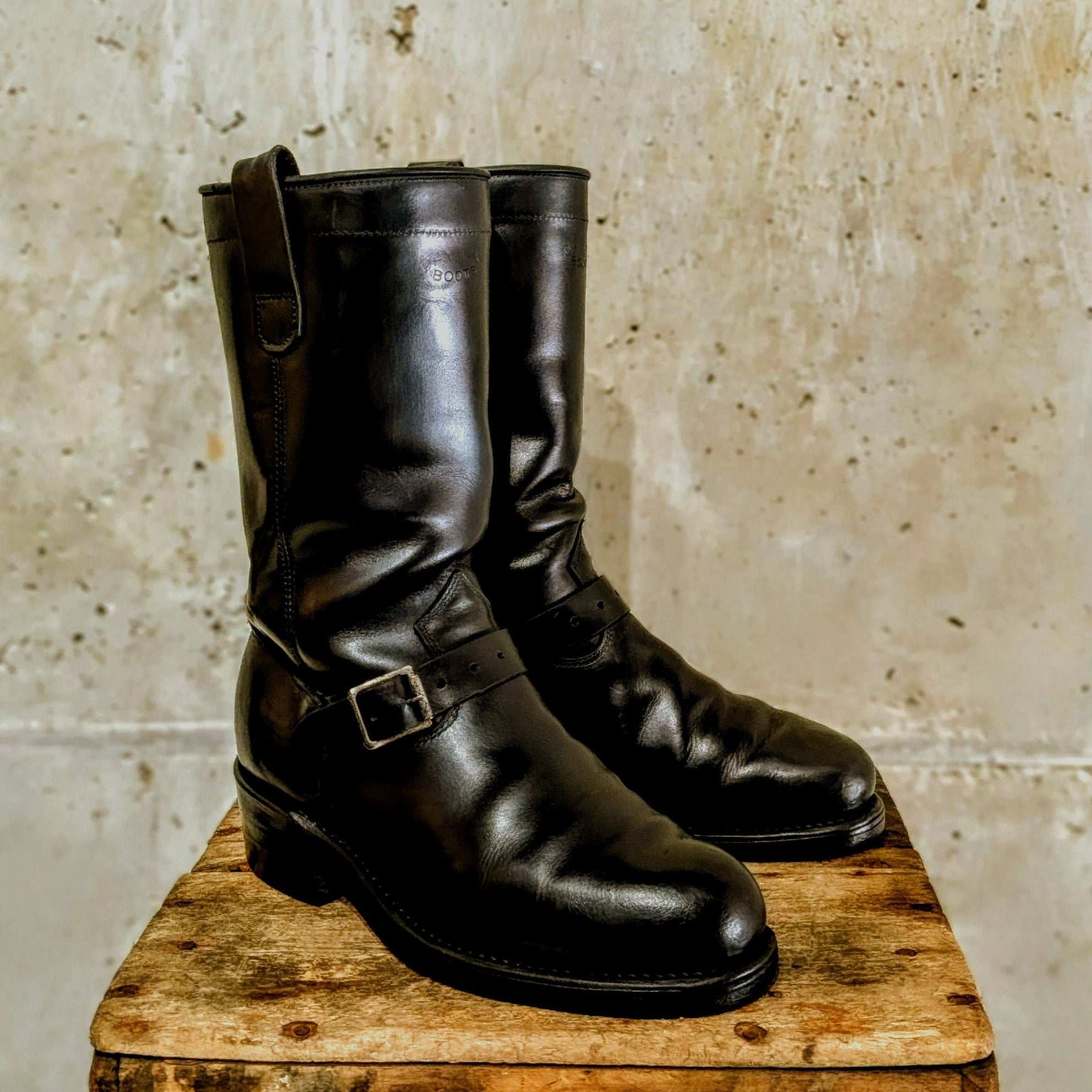ReBoot - Heritage Rider - Black Veg Tan - 6 E