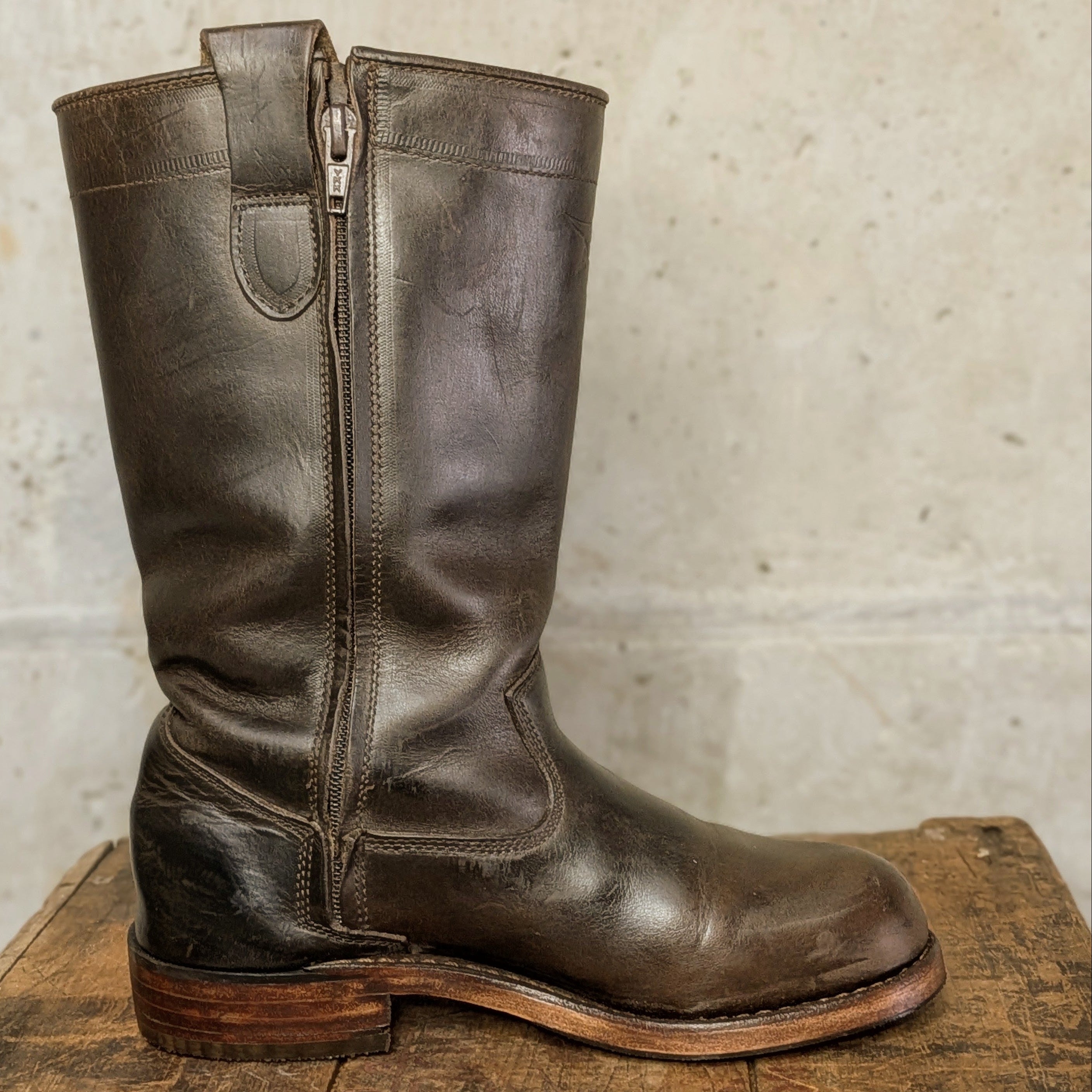 ReBoot - Rider (Strapless with Zipper) - Brown Pull Up Leather - 5 E